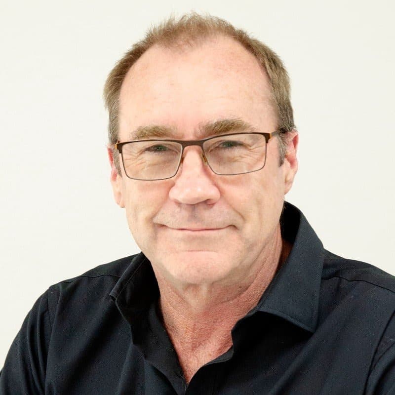 Ian Ward Headshot